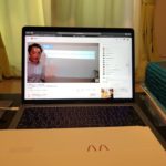 自宅で受講できるので子どもが騒いでも気にしないでできて良かったです（マナビツクセ）